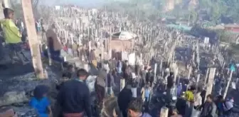 Son dakika haberleri | COX BAZAAR - Rohingyalı Müslümanların yaşadığı kampta meydana gelen yangın 5 bin kişiyi evsiz bıraktı