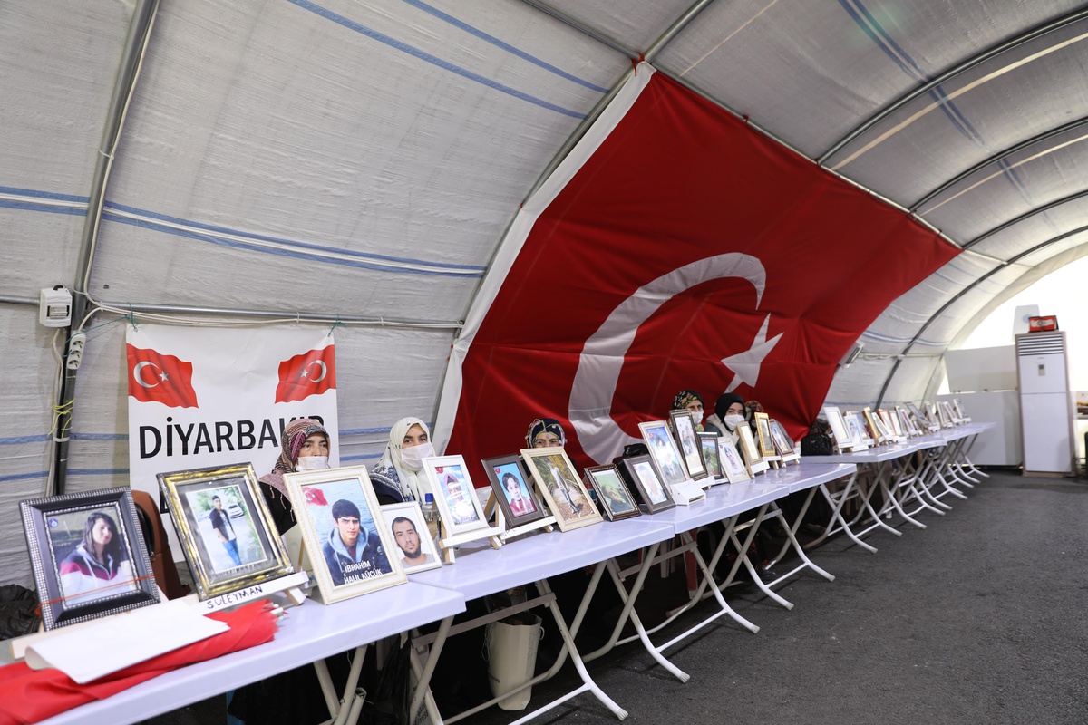 Diyarbakır anneleri evlat nöbetini kararlılıkla sürdürüyor