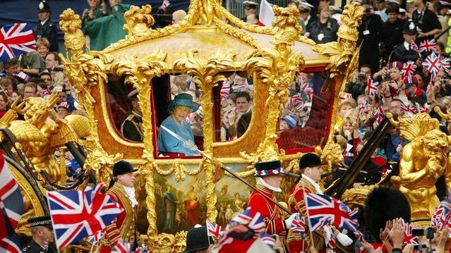 İngiltere Kraliçesi 2. Elizabeth'in tahttaki 70. yılını kutlama programı belli oldu
