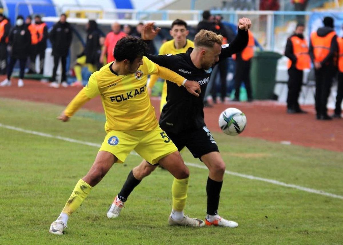 Menemenspor beraberliğe abone