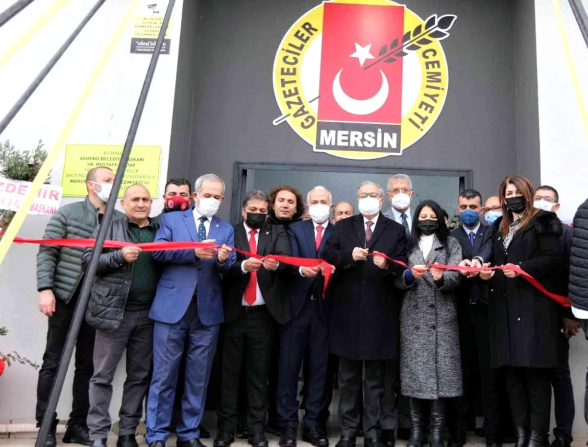 Mersin Gazeteciler Cemiyeti\'nin yeni hizmet binası açıldı