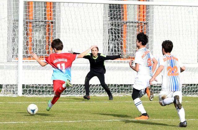 Nilüfer Kupası'nda şampiyon Özlücespor