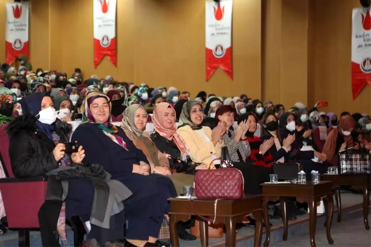 Sincan\'da "Kadın Kadına Aile Sohbetleri"nin konuğu Hatice Kübra Tongar oldu