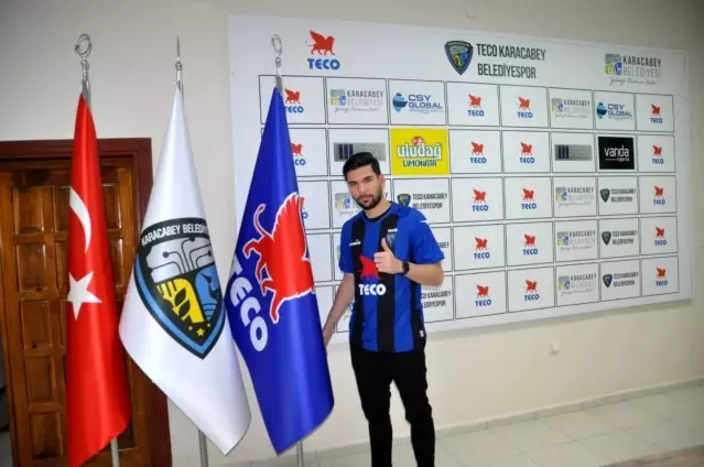 Uğur Mustafa Türk ve Sergen Yatağan Karacabey Belediyespor'da