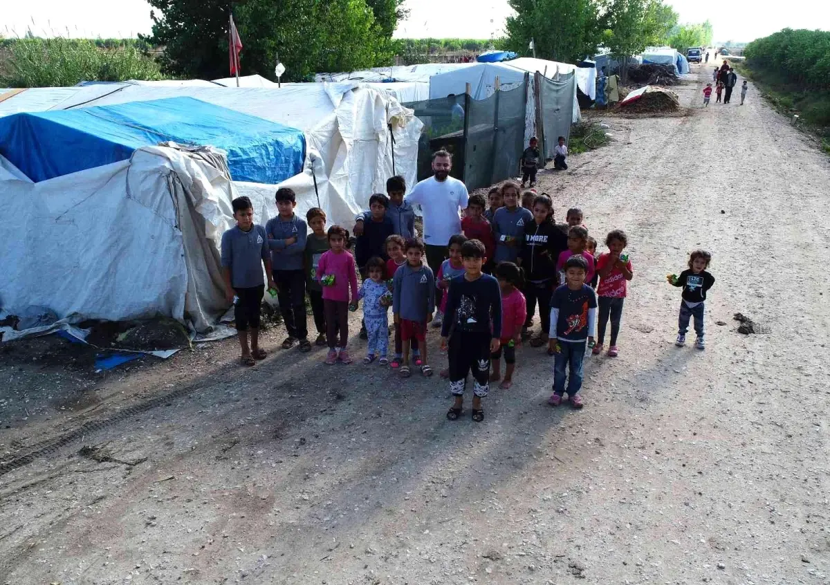 Yardım gönüllüsü işadamı Sever Okur: "1 milyon çocuğa ulaştık"