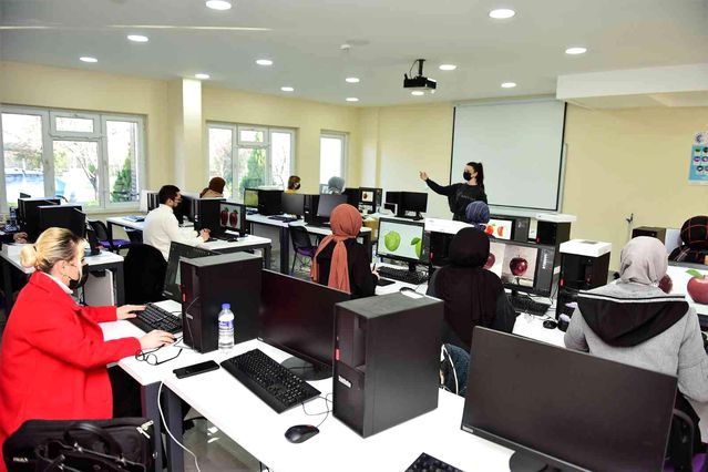 Yıldırım'da 2021 yılında 8 bin 496 kişiye yeni iş