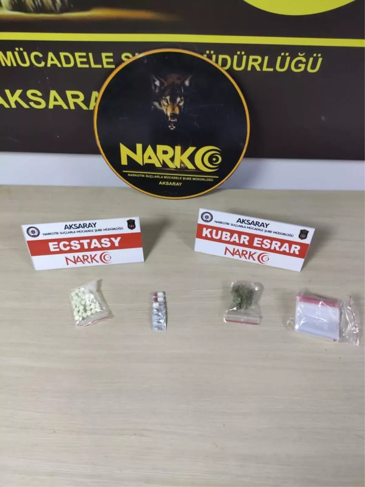 Aksaray\'da uyuşturucu sattıkları belirlenen 5 kişi tutuklandı