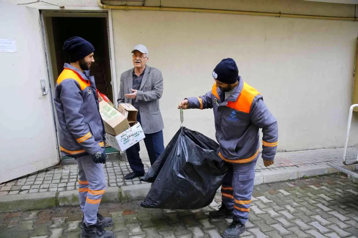 Başakşehirli çevreci 50 ton atığı geri dönüşüme kazandırdı