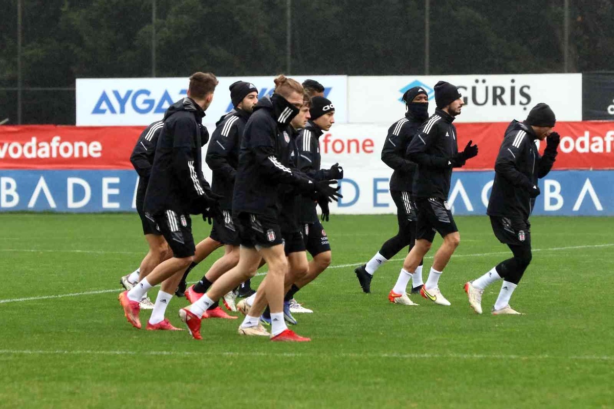 Beşiktaş\'a Gaziantep FK mesaisi başladı