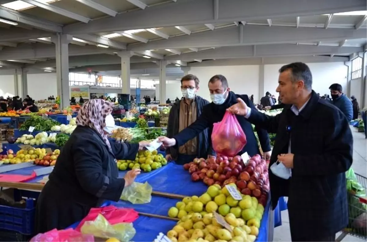 Bilecik Belediyesi\'nden pazar araştırması