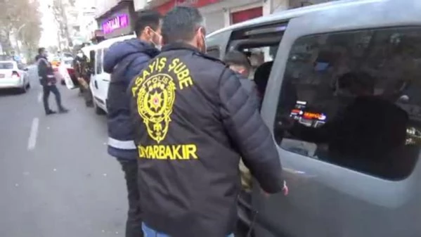 Son dakika! DİYARBAKIR'DA YASA DIŞI BAHİSE 'BANKO 2' OPERASYONU 15 GÖZALTI