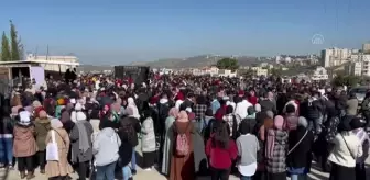 Son dakika gündem: Filistinli öğrenciler, İsrail güçlerinin dün 5 üniversite öğrencisini gözaltına almasını protesto etti