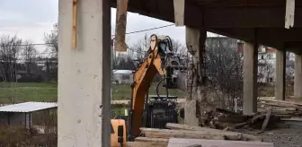 Kaçak işyeri inşaat aşamasında yıkıldı