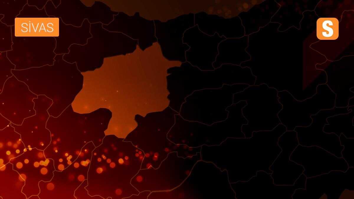 Sivas\'ta kar nedeniyle 45 köy yolu ulaşıma kapandı