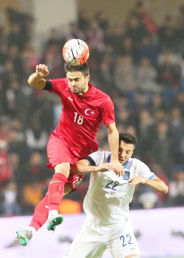 Son Dakika! Konyasporlu futbolcu Ahmet Çalık trafik kazasında hayatını kaybetti