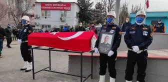 Trafik kazasında ölen itfaiye erinin cenazesi defnedildi