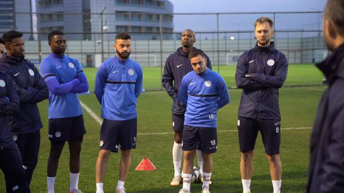 Yusuf Sarı, Çaykur Rizespor\'da ilk antrenmanına çıktı