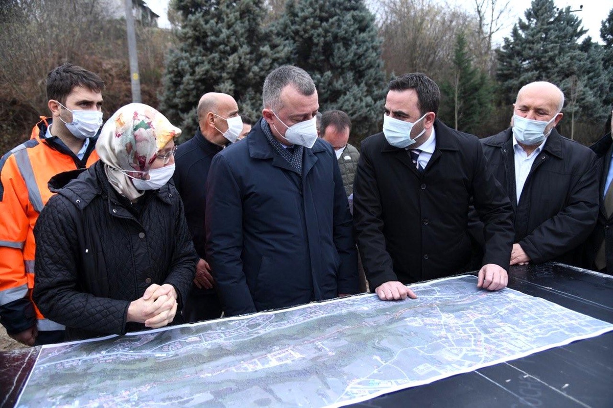 Büyükakın ve Özlü, Ahmet Yesevi Caddesi\'ni inceledi