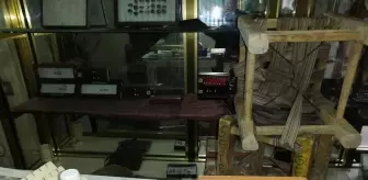 Diyarbakır'da duvarı delinerek girilen kuyumcudan 150 bin liralık altın çalındı