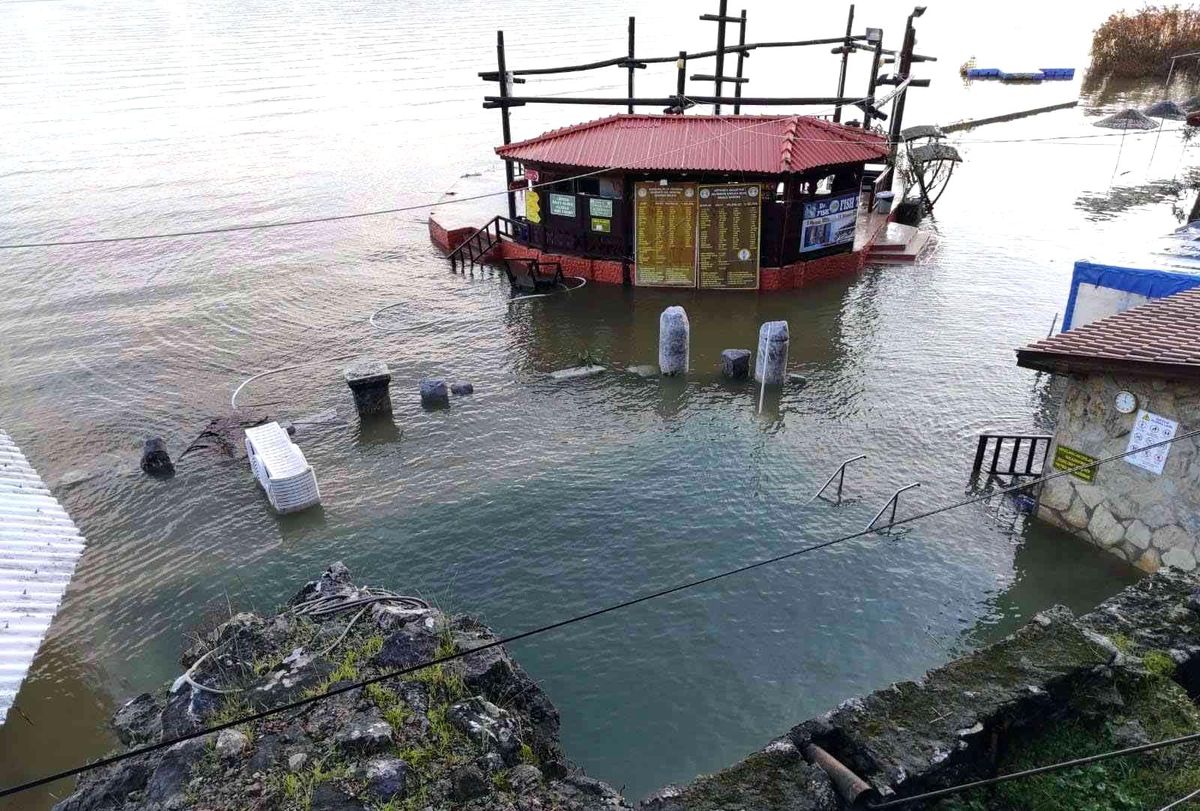 Dünyaca ünlü kaplıca sular atında kaldı