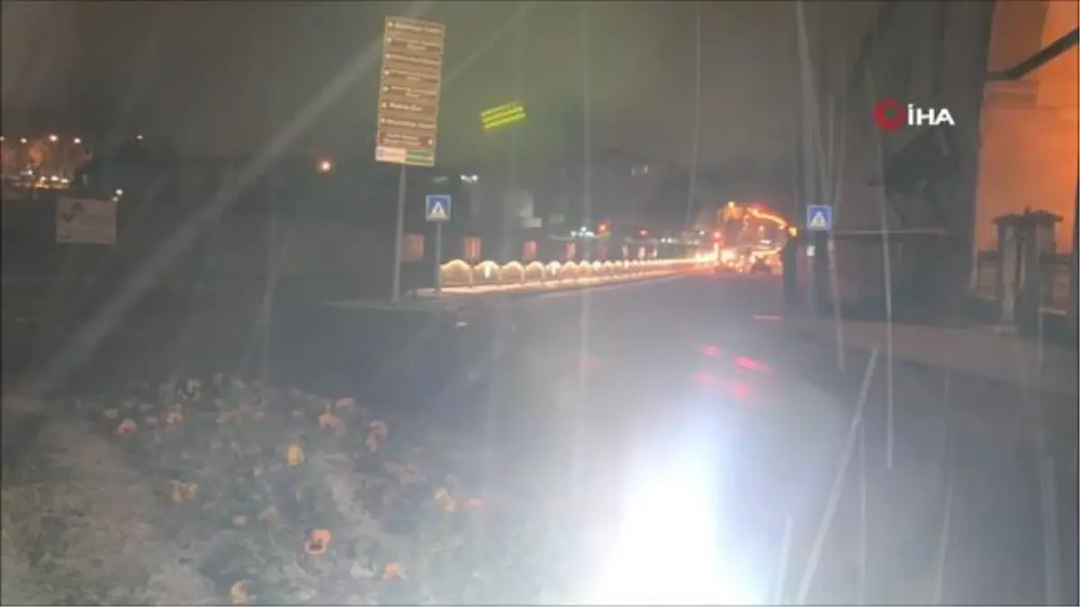 Edirne'de kar yağışı etkisini artırıyor