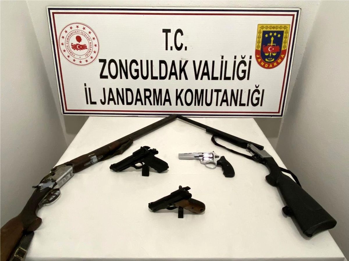 Evden cephanelik çıktı