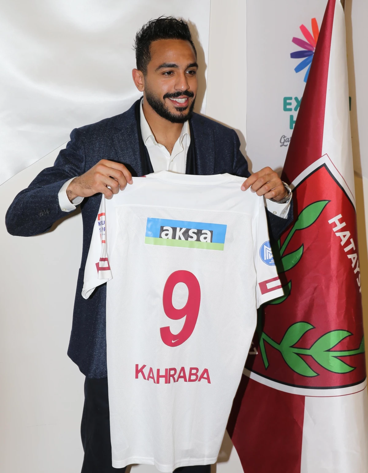 Hatayspor, Mısırlı futbolcu Kahraba\'yı kadrosuna kattı