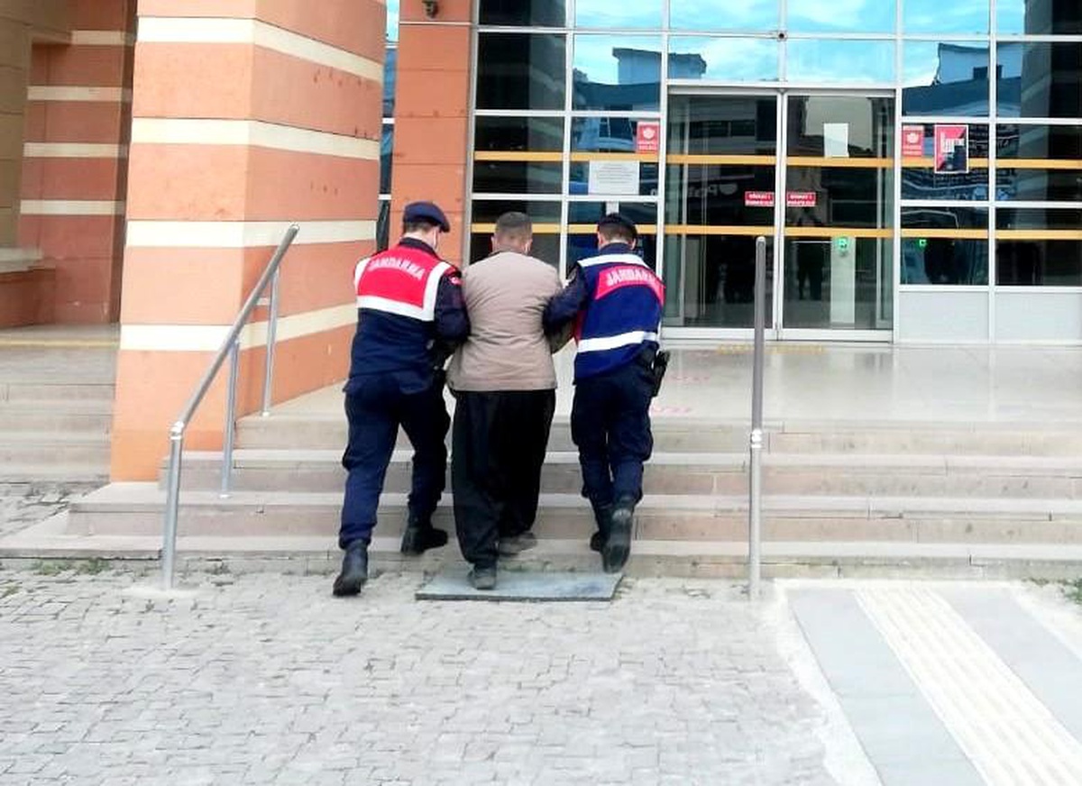 Hırsızlık suçundan 4 yıl hapis cezasıyla aranan hükümlü yakalandı