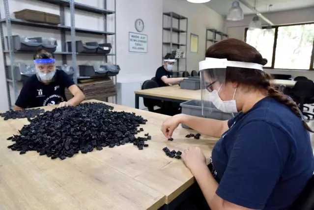 �zel bireylerin elinden 11 milyonu a�k�n par�a ��kt�