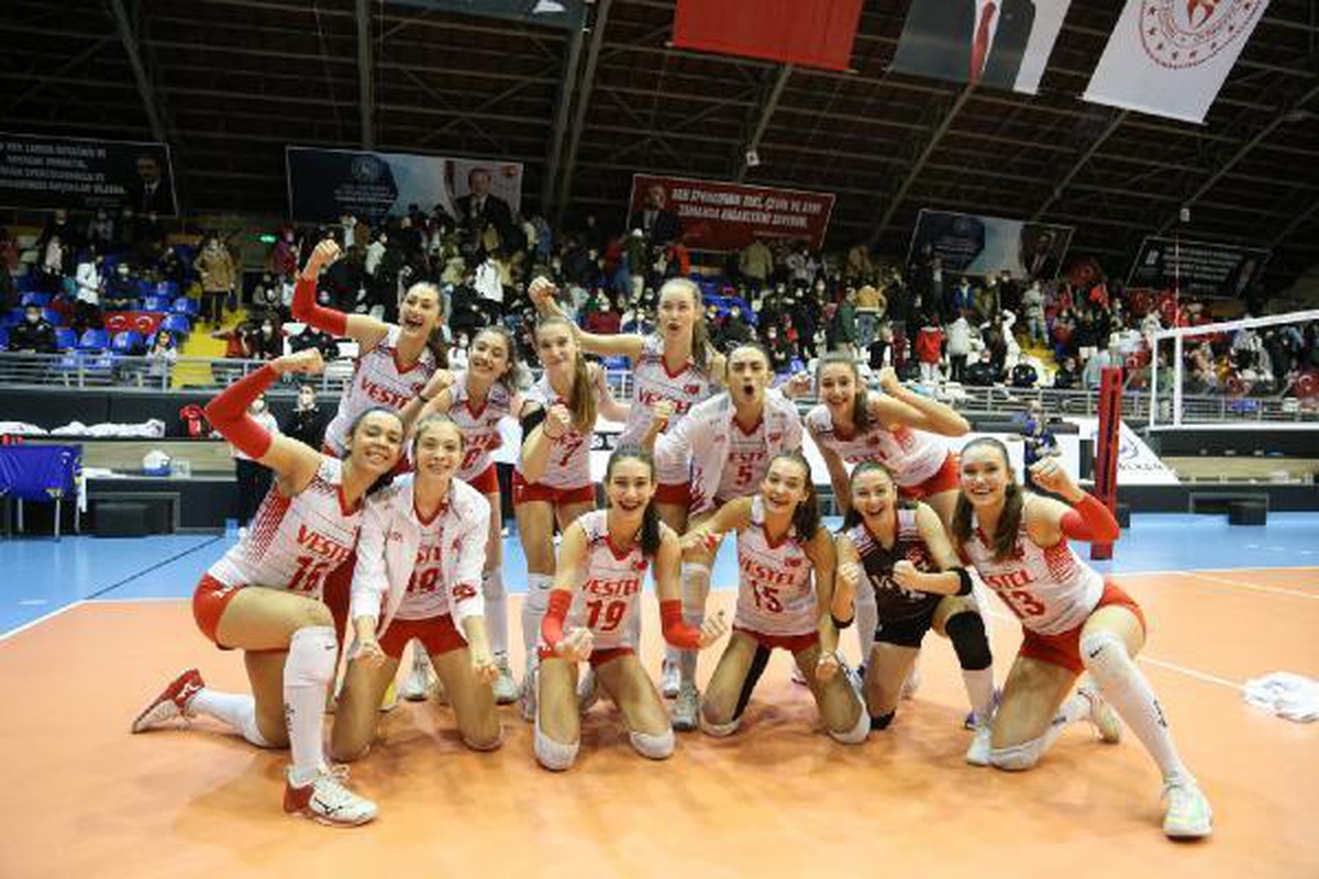 U17 Kız Voleybol Milli Takımı, Avrupa Şampiyonası Elemeleri\'ne galibiyetle başladı