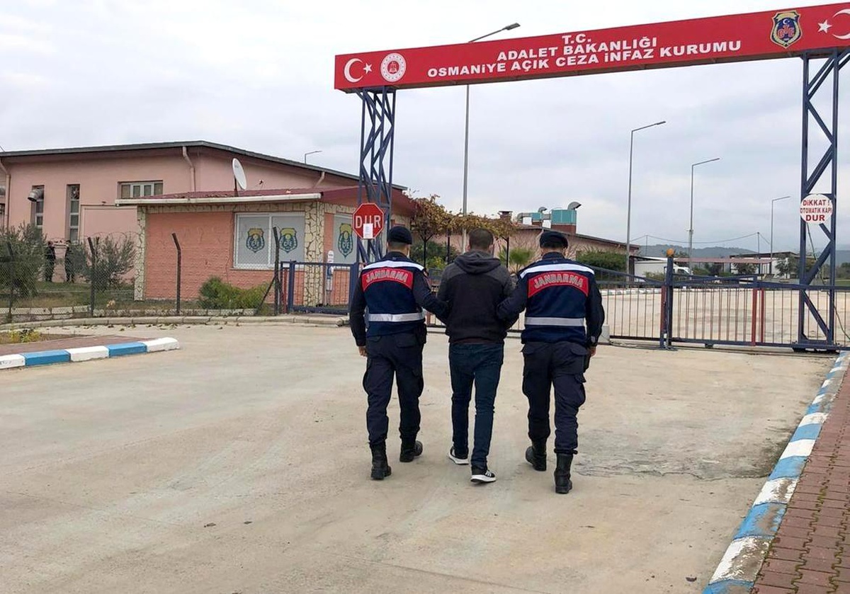 Uyuşturucu ticaretinden hapis cezası alan hükümlü yakalandı