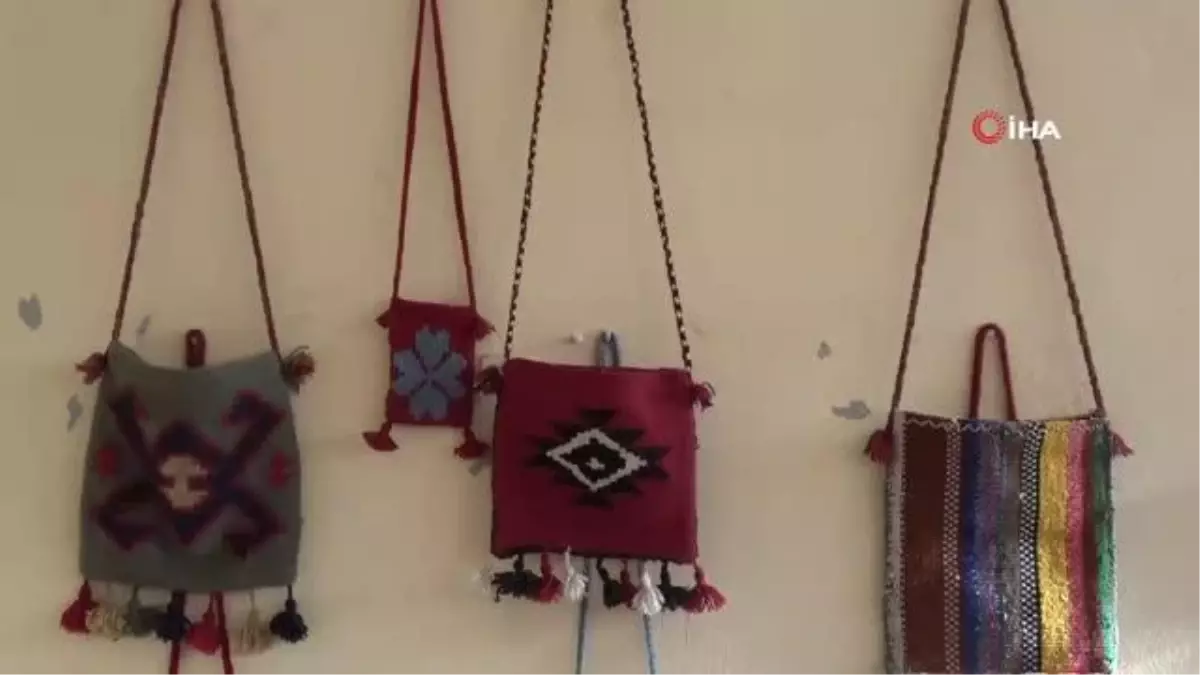 Yitirilmek üzere olan kilim dokuma sanatı Mardin\'de açılan kursla varlığını sürdürüyor