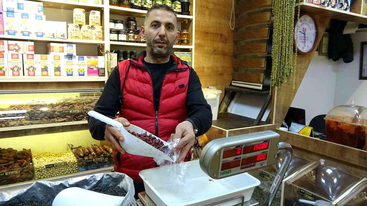 Yozgat\'ta kış mevsimiyle birlikte bitki çaylarına rağbet arttı