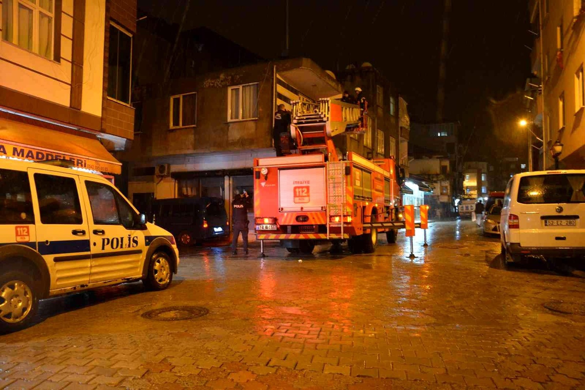 Amcalarından haber alamayan yeğenler, paniğe neden oldu