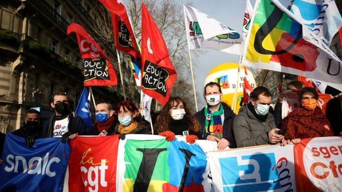 Covid-19: Fransa\'da öğretmenler greve gidiyor, okulların yarısı kapanabilir