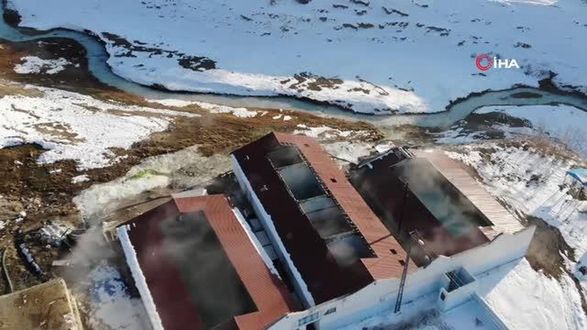 Dondurucu soğuklarda şifa arayanların uğrak mekanı: 'Diyadin Kaplıcaları'