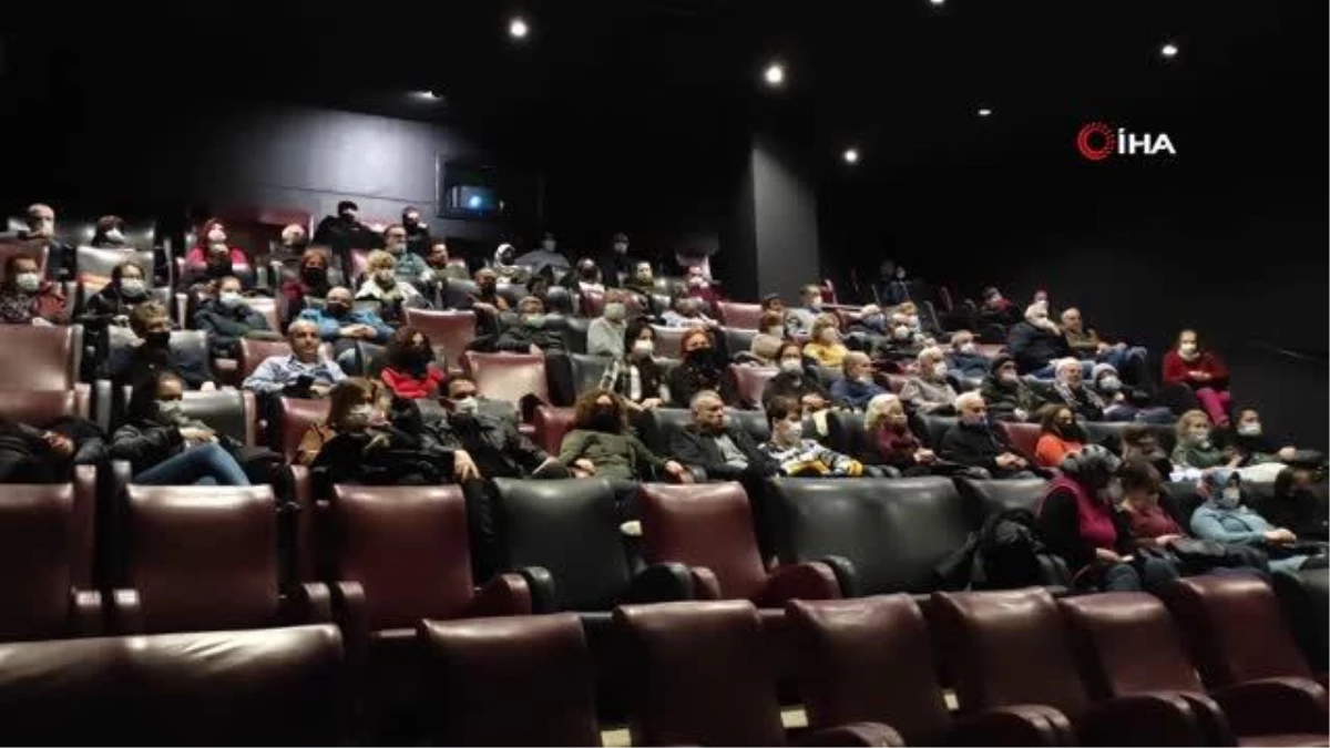 Emekli astsubaylar "Kesişme: İyi ki Varsın Eren" filmini izledi