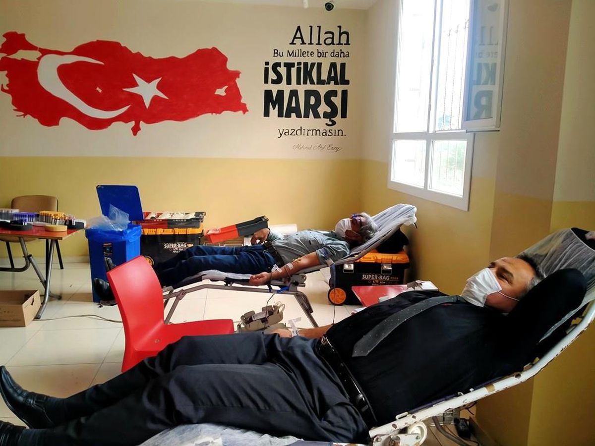 Erzin\'de eğitimcilerden kan bağışı