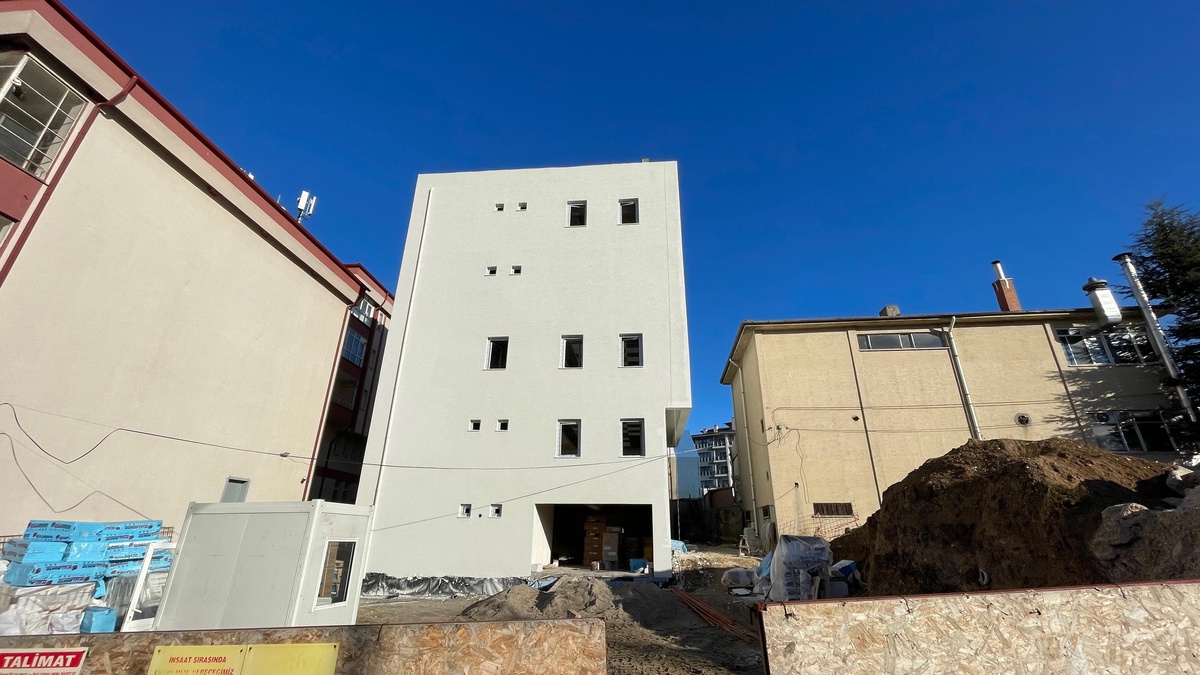 Eskişehir\'de bir kişi uğradığı silahlı saldırı sonucu yaralandı