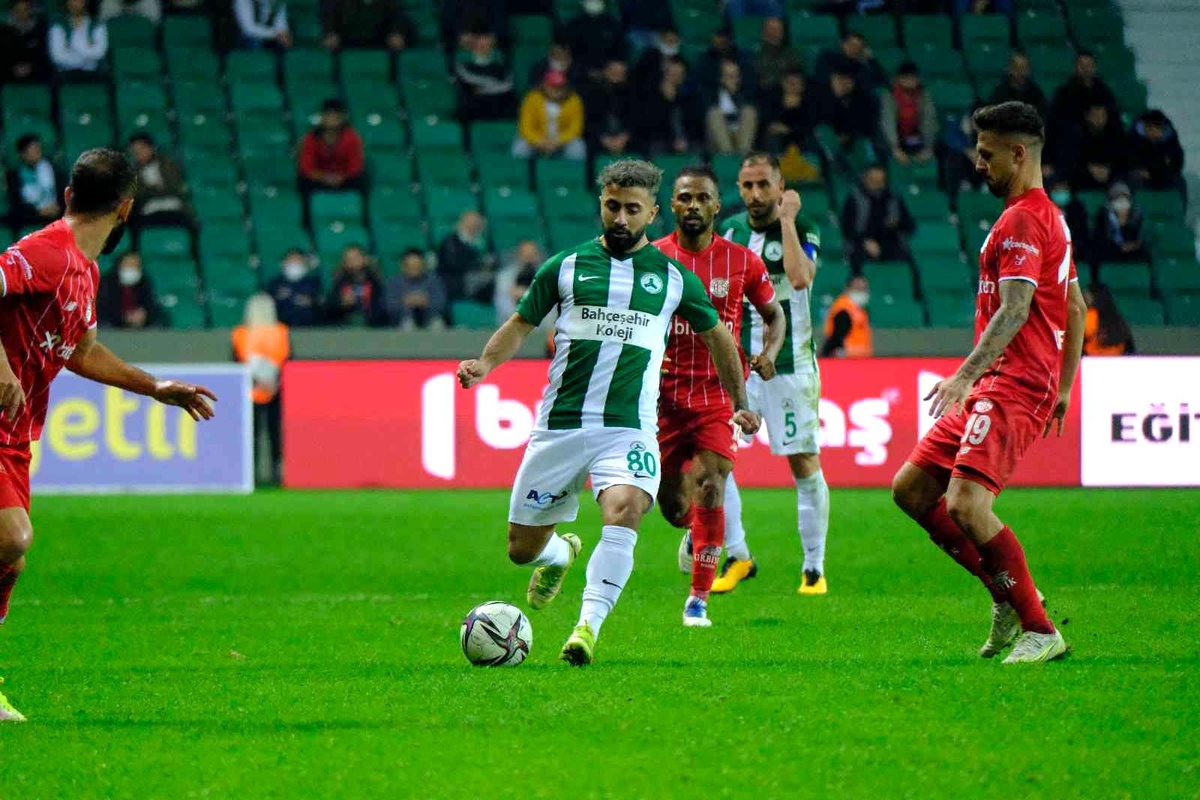 GZT Giresunspor Çekdar\'ı Tuzlaspor\'a kiralık gönderdi