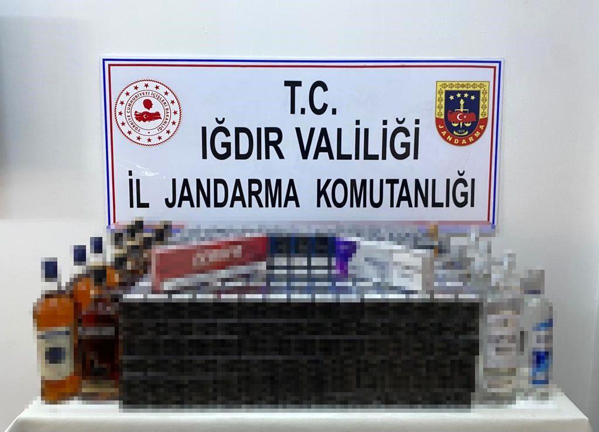 Son dakika haber: Iğdır\'da uyuşturucu ve kaçakçılık operasyonu: 9 gözaltı