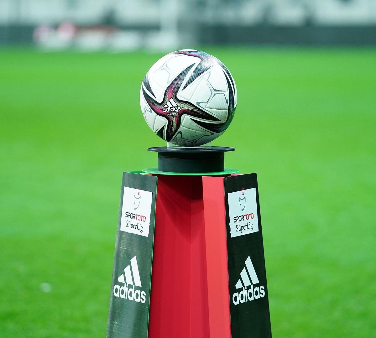 Spor Toto Süper Lig\'de 21. hafta heyecanı