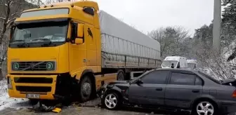 Tırla çarpışan otomobildeki 4 kişi yaralandı