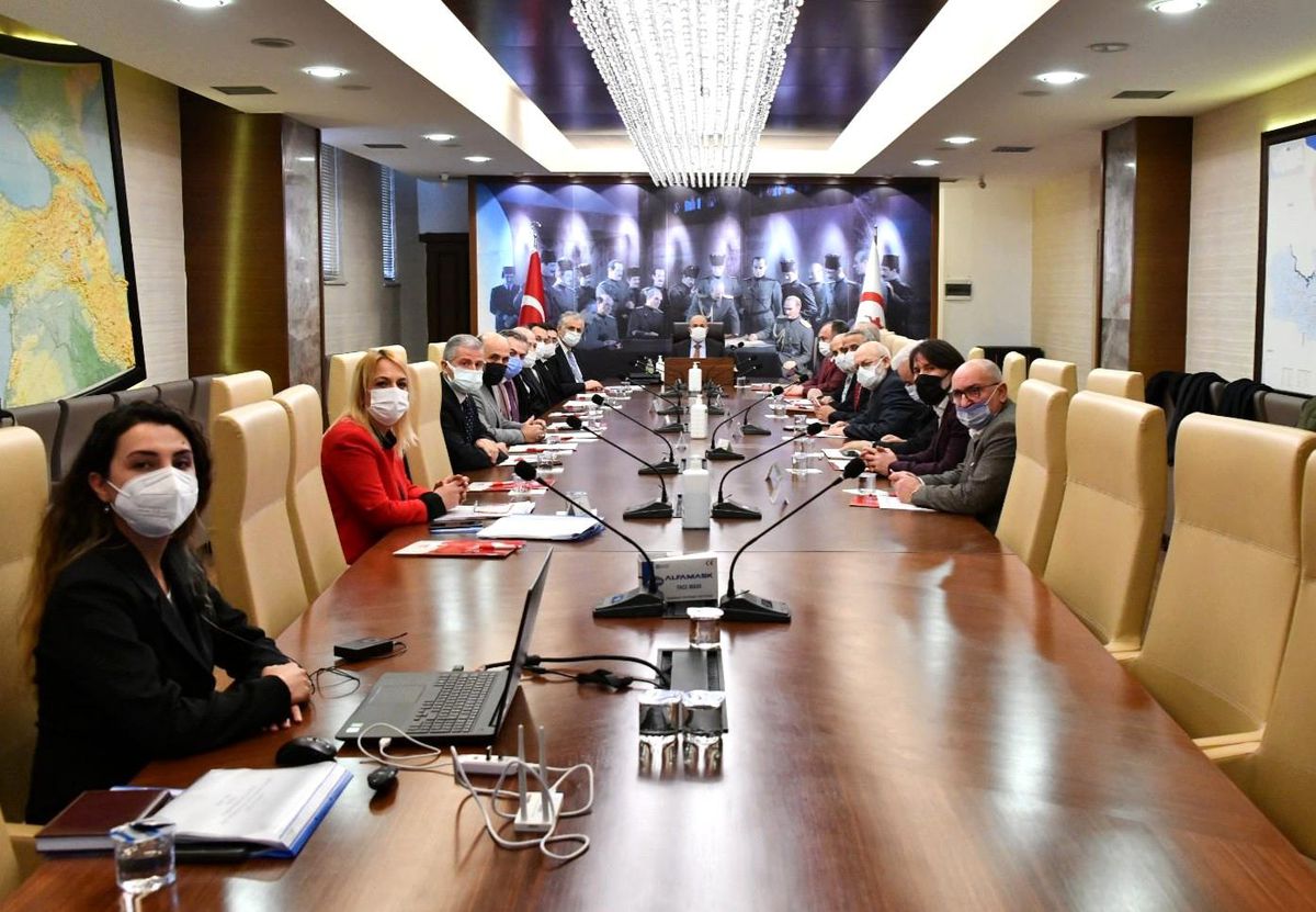 Yaşlı ve engelli vatandaşlara evde bakım ve temizlik hizmeti