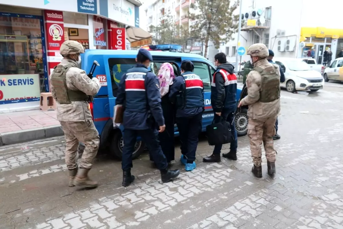 Yeniden yapılanmaya çalışan FETÖ\'ye Kastamonu\'da darbe