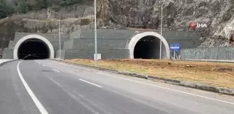 Açılışı yapılacak sahil yolunda temizlik çalışmaları sürüyor