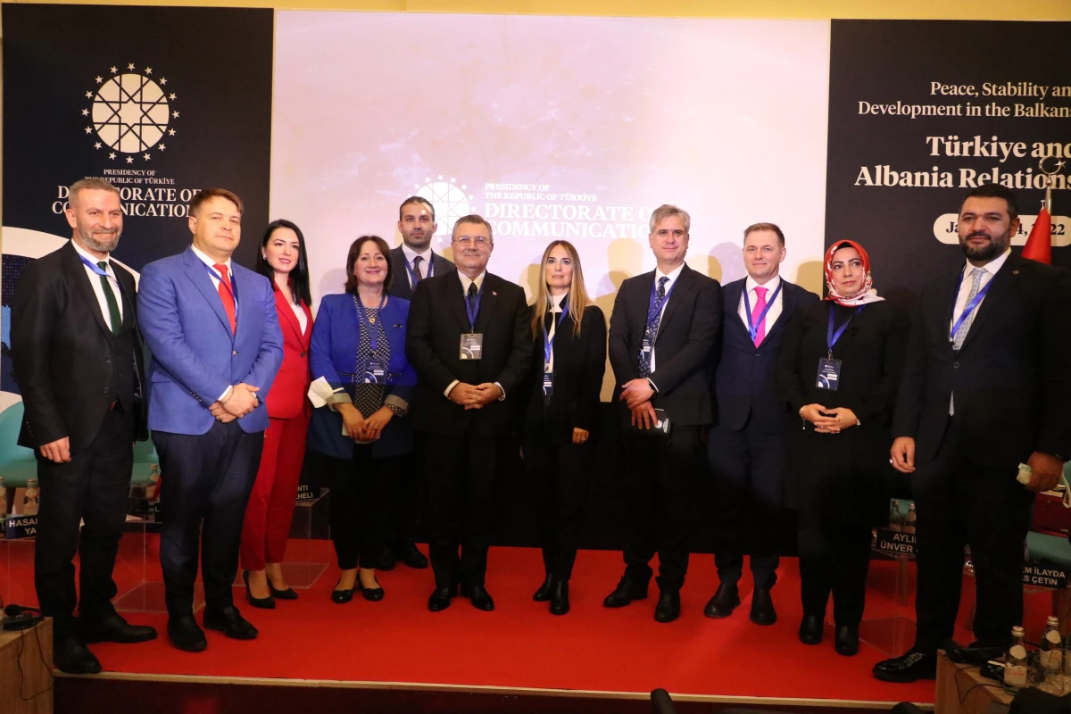 Arnavutluk\'ta "Türkiye-Arnavutluk İlişkileri" konulu panel düzenlendi