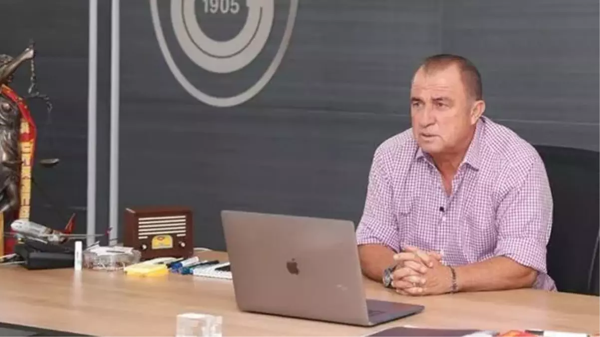 Fatih Terim görevine devam ediyor! Harcama limitleri Galatasaray\'ın başına dert açtı