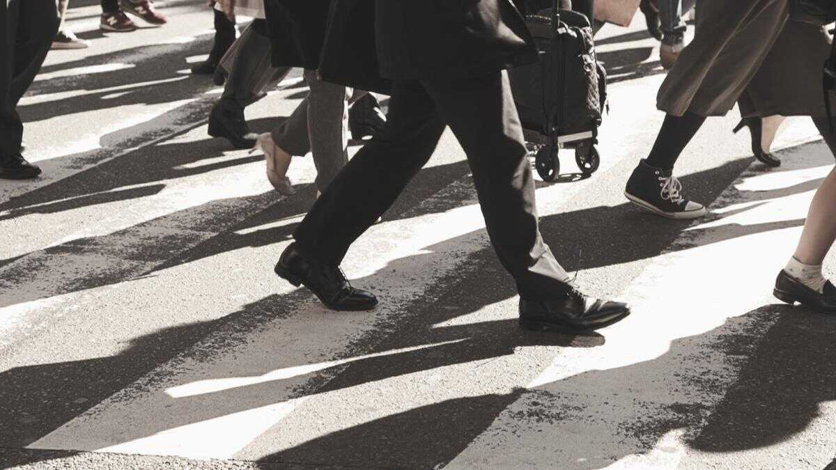 Belçika\'da salgın sonrası yetişkinlerin üçte biri hayatından memnun değil