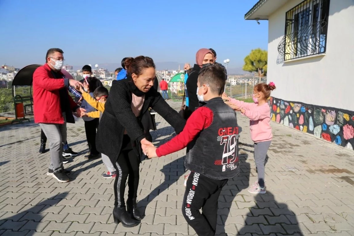 Görme engelli çocuklar, Toroslar Engelliler Akademisinde hayallerini canlandırdı